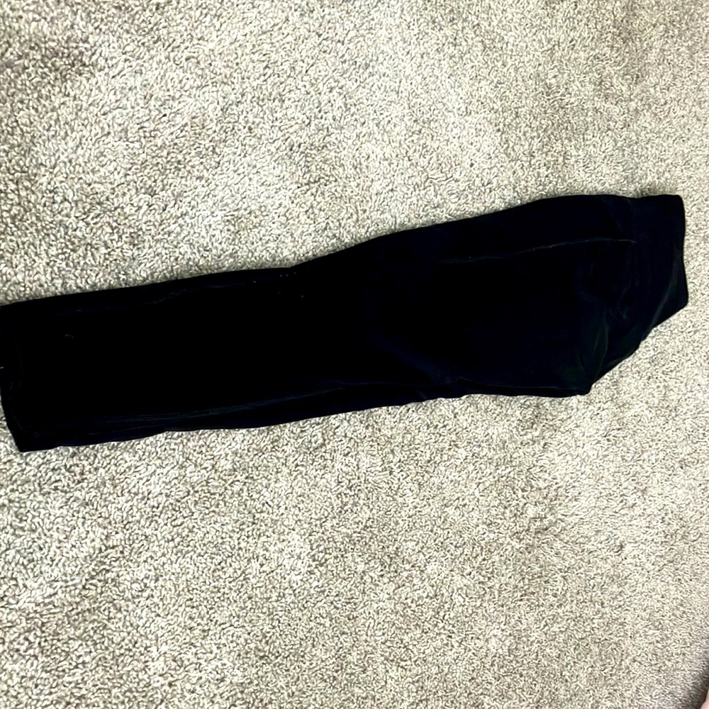 Bcg Tummy control leggings. Also has a pocket in the side that fits a phone.